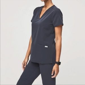 Figs quiet navy set L/LP